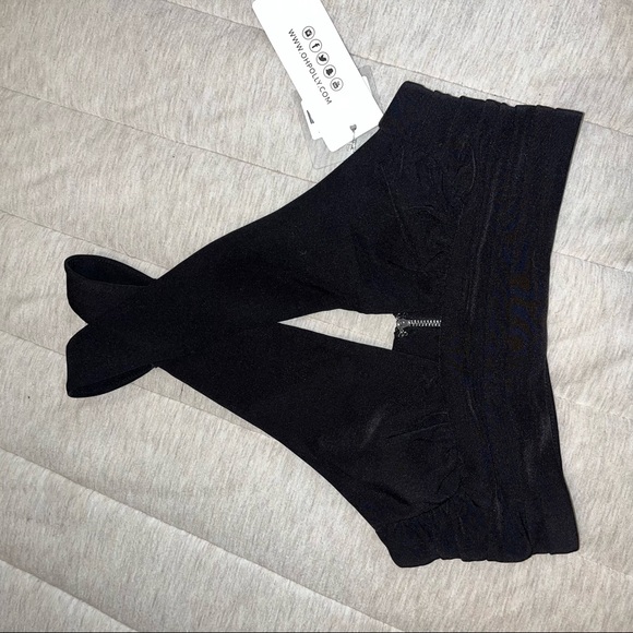 OH POLLY self made cut out black halter crop top - Picture 3 of 8